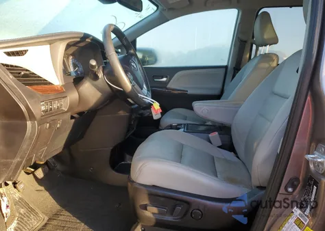 2020 Toyota Sienna Xle из США, поврежденный, VIN 5TDDZ3DC7LS244047